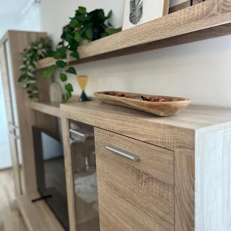 Apartma Kemper *